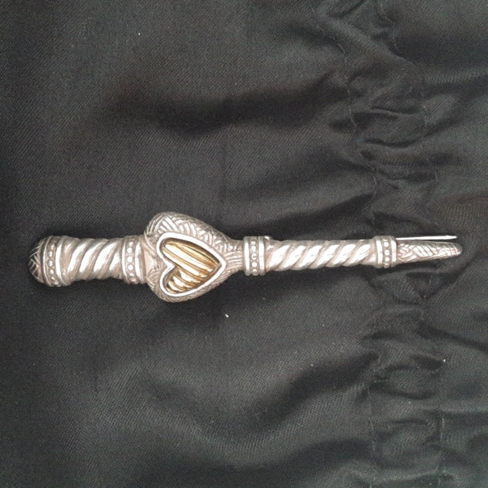 Brighton silver 2 tone pin